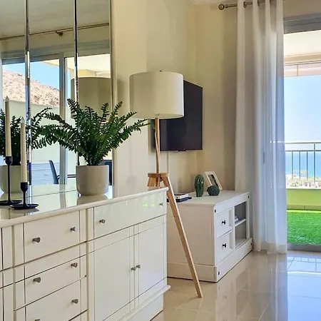 Ocean View In Mar, Pool, Wi-fi * بالم مار