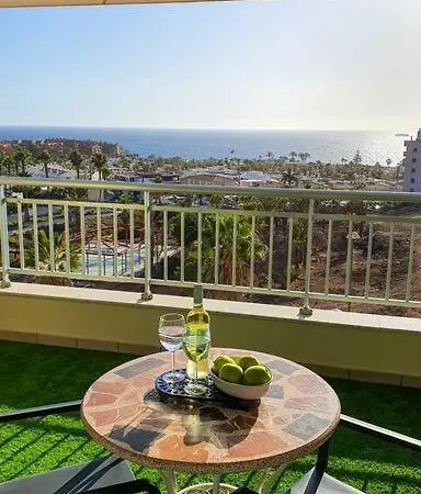 Ocean View In Mar, Pool, Wi-fi شقة بالم مار