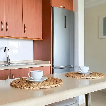 Ocean View In Mar, Pool, Wi-fi بالم مار